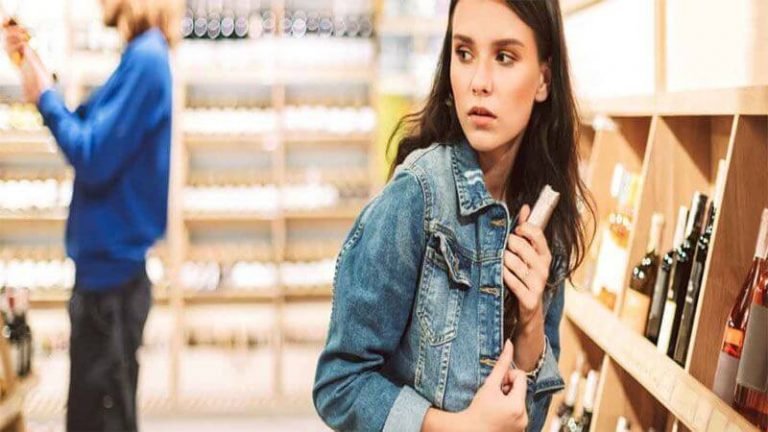 Kleptomani Nedir? Nasıl Başa Çıkılır? 1 Kleptomani Nedir? Nasıl Başa Çıkılır?