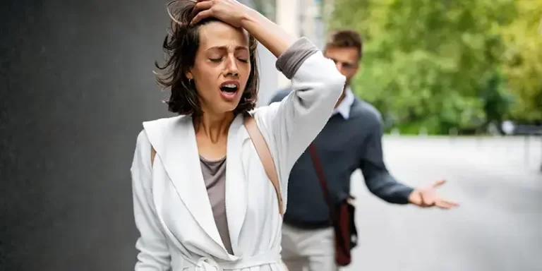 İlgi Açlığı: Sürekli İlgi Beklemek Neden Olur?  17 İlgi Açlığı: Sürekli İlgi Beklemek Neden Olur ?