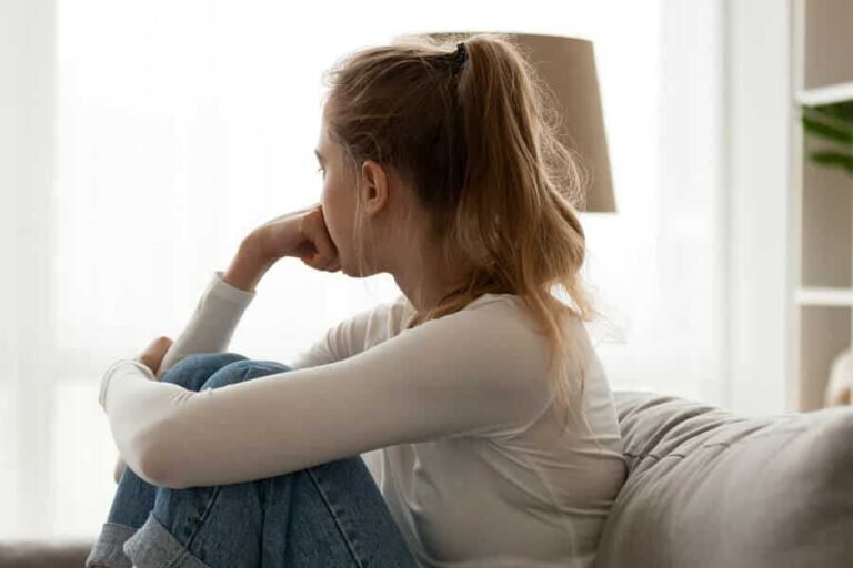 Yoksunluk Sendromu Nedir, Belirtileri Nelerdir? 2 Yoksunluk Sendromu Nedir, Belirtileri Nelerdir?